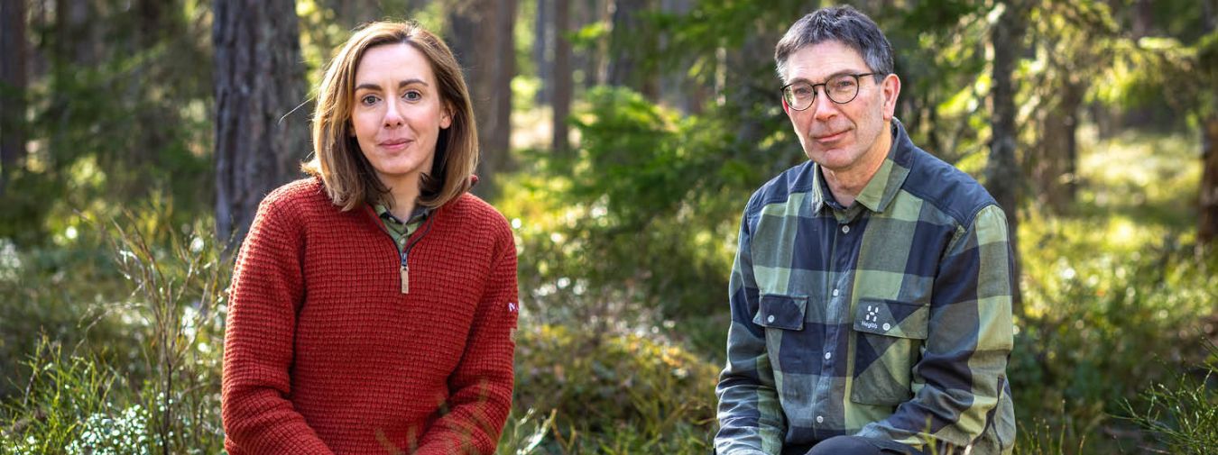 Aspirantprogram - två personer i skogen